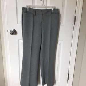 Woman’s Worthington Petite Stretch pant - size 10P